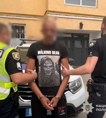На Закарпатті затримали чоловіка, який вбив сокирою знайомого і майже добу ховався в лісі