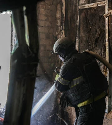 рф атакувала безпілотником середмістя Херсона: загинула жінка, 10 поранених