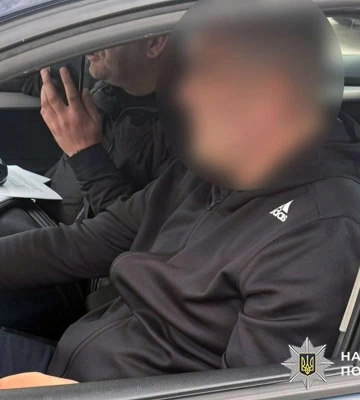 На Хмельниччині судитимуть шахрая, який ошукав військового та родичку зниклого воїна