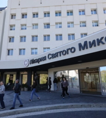 Шестирічна дівчинка, вражена блискавкою у Львові, повернулася додому після лікування