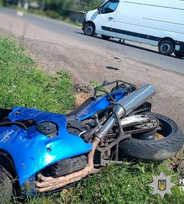 На Полтавщині внаслідок ДТП потрапив до лікарні кермувальник мотоциклу, - поліція