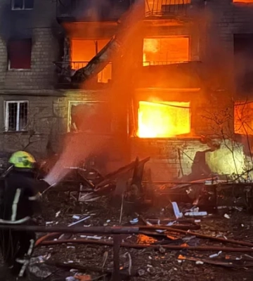 В Киеве после российской атаки повреждения зафиксировали по меньшей мере на 28 локациях — ФОТО
