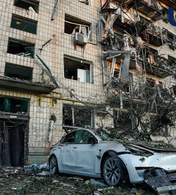 Ночная атака на Киев: число погибших возросло до восьми, 34 ранены - фоторепортаж