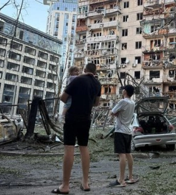 Масований удар по Києву: вже 11 загиблих, рятувальна операція триває. ВІДЕО+ФОТОрепортаж