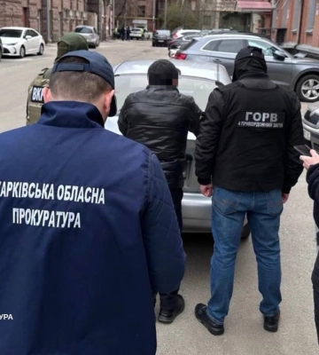 У Харкові судитимуть іноземця, який за $20 тисяч обіцяв «бронь» і виїзд до Європи
