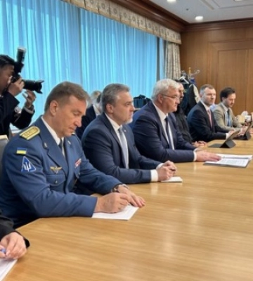 Літаки РФ, які випустили ракети по Києву, злетіли з авіабази неподалік від Японії - Сибіга у Токіо