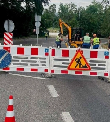 На вулиці Богданівській сьогодні частково обмежено рух транспорту: причина