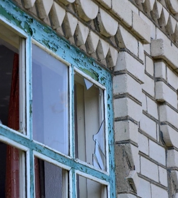 Уламки безпілотника пошкодили дитсадок у Миколаєві