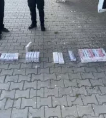 На кордоні з Угорщиною вилучили мікроавтобус і понад тисячу пачок тютюну