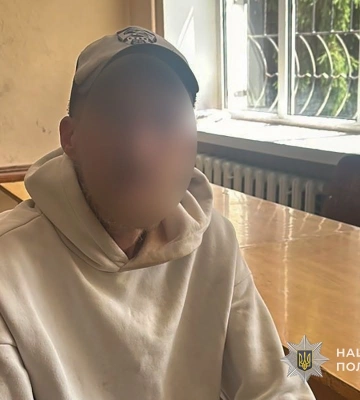 У Сумах внаслідок обстрілу пошкоджені багатоповерхівки та автомобілі