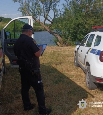Поліція розслідує загибель дитини на воді в Одеській області