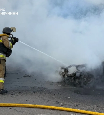 В Донецкой области российский дрон попал в гражданский автомобиль в Краматорске. ФОТО