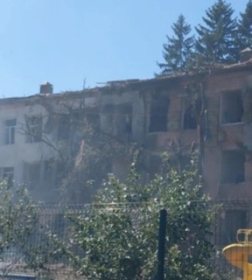 Росіяни вдарили КАБом по навчальному закладу в Сумах, є поранені
