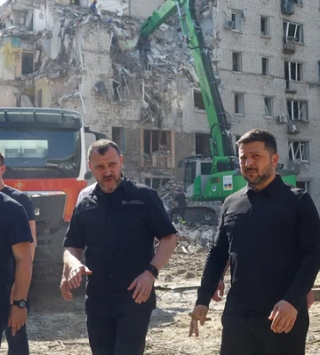 Змусити Путіна припинити війну може лише «острів Москва», а не втрата Криму — Зеленський