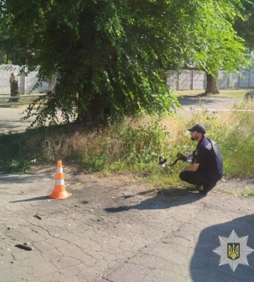 Чоловік кинув гранату у групу ТЦК у Кам’янському: він, поліцейський та військовий поранені