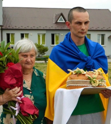 Після трьох років російського пекла: на Волині зустріли визволеного з полону Героя 
