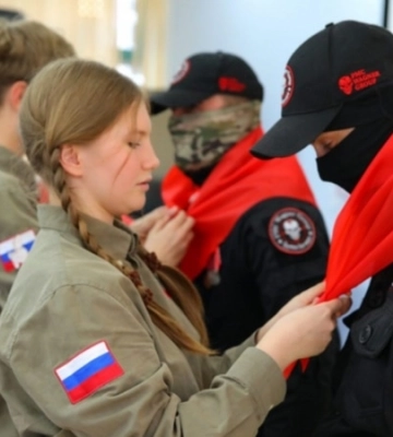 От «Артека» и бензина до войны и Гааги: как крымские чиновники и пресса подменяют реальность
