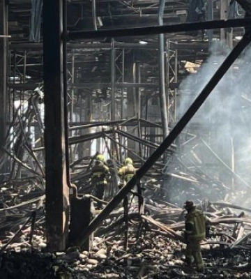 У Києві через обстріл РФ знищений центральний склад мережі виномаркетів OKWINE