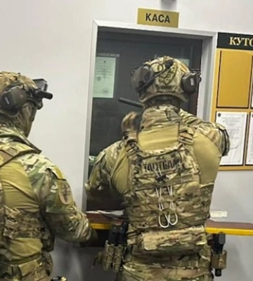 В Україні викрили мережу фейкових криптообмінників — під час обшуків у семи областях вилучили 20 млн грн готівки