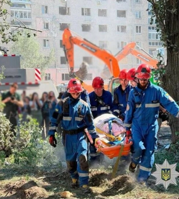 Кількість загиблих внаслідок російської атаки на Київ знову збільшилась