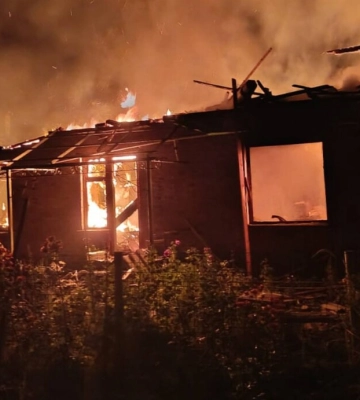 Російський дрон влучив у житловий будинок на Сумщині, четверо загиблих та є поранені