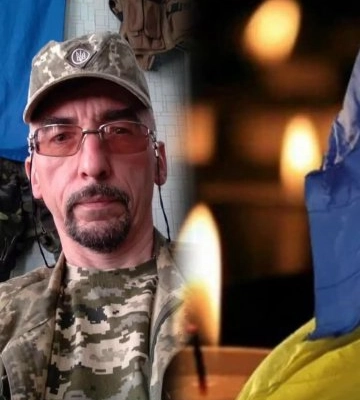 Хустщина прощається з Героєм: сьогодні громада на колінах зустріне полеглого воїна Ігоря Ковчара