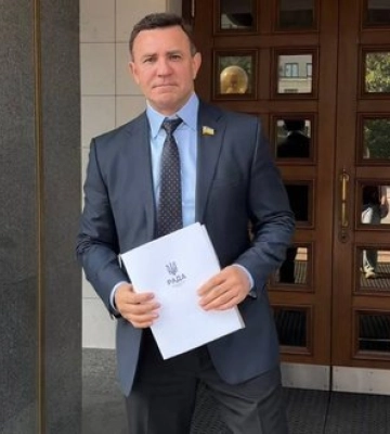 "Слуге народа" Тищенко избирают меру пресечения по делу о вымогательстве $1 млн. ПРЯМАЯ ТРАНСЛЯЦИЯ