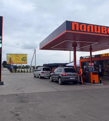 АЗС Волині не поспішають знижувати вартість пального