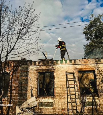 В Лозовой в результате удара российского дрона пострадали шесть человек, среди них трое детей