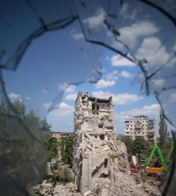 Головне за ніч та ранок п’ятниці, 3 липня: 30 загиблих, 92 постраждалих у Києві, удари по Сумщині, понад 270 боєзіткнень