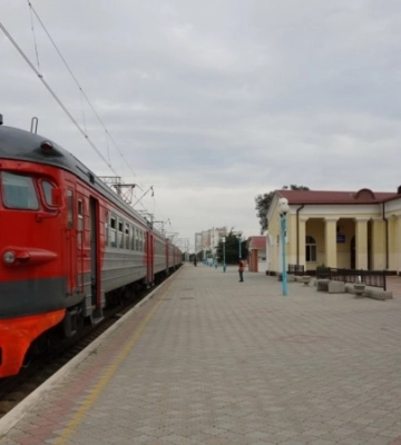 В Крыму приостановили движение электричек между Симферополем и Евпаторией, а также в Джанкое