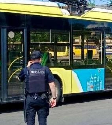 ️У Львові на вулиці Зеленій виявили гранату