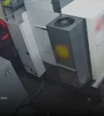На Львівщині судитимуть підозрюваного у підпалі оборонного підприємства, його брата оголосили в міжнародний розшук