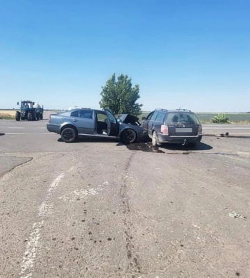 На Миколаївщині внаслідок потрійної ДТП помер у машині швидкої один із водіїв