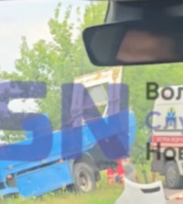 На Волині автомобіль збив працівників дорожньої служби: що відомо про їхній стан