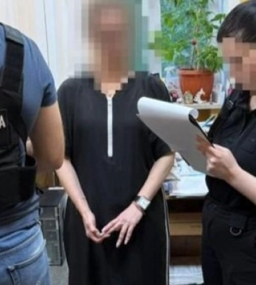 У Дніпрі підозрюють посадовців ДМС у схемі незаконного виїзду військовозобов’язаних