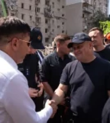 Голова ДСНС Андрій Даник показав дипломатам наслідки російських ударів по Києву