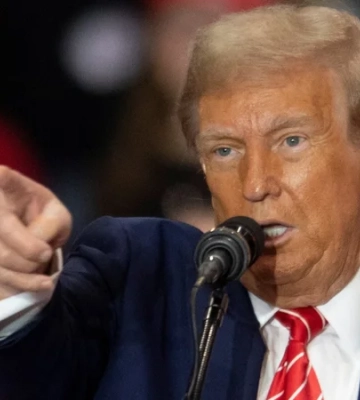 Гра на біржі. Трамп купив акції найбільших ІТ-компаній у день оголошення плану розвитку ШІ