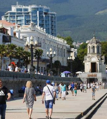 Кулеба відверто сказав, що чекатиме на росіян та українців у Криму після деокупації