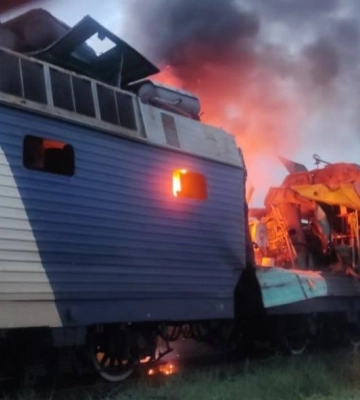 Рашисты ударили по железной дороге на Днепропетровщине — повреждены два локомотива