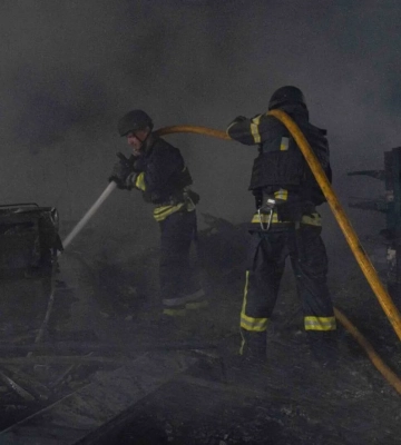 Вибухи в Сумах: РФ завдала удару по центральній вулиці, є загиблі та поранені