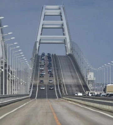 Москва і Кримський міст - під ударами безпілотників