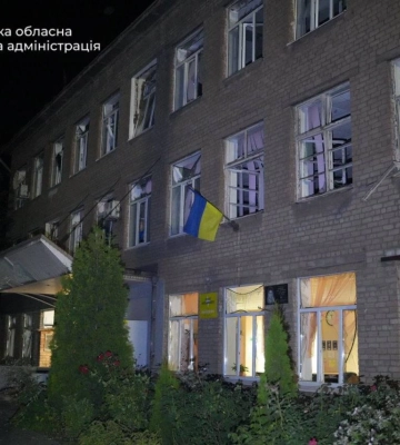Вчора пізно ввечері ворог знову вдарив по Запоріжжю: є руйнування та поранені, - голова ОВА