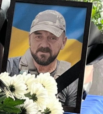 На Волині попрощалися із воїном Геннадієм Смородіновим, який загинув понад півтора року тому