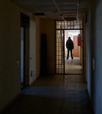 Из Херсонской области в Волгоград. Как украинского заключённого вывезли в РФ и заставляли отречься от Украины — интервью