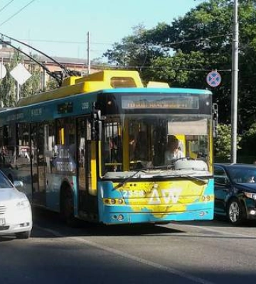 В Киеве изменили движения транспорта из-за ночной атаки
