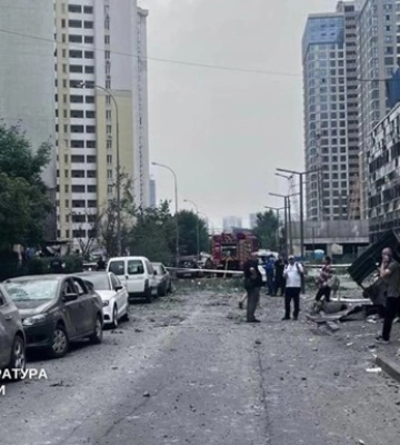 В Киеве перекрыли движение на ряде улиц из-за атаки России