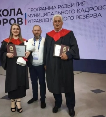 "Школа мэров" вместо воды и электричества: как гауляйтеры Мелитопольщины повышают квалификацию на фоне коммунального коллапса 