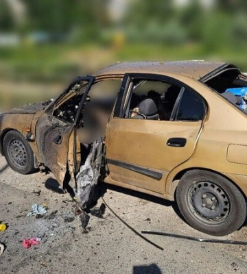 Росіяни вдарили по цивільному авто у Херсоні, загинули двоє чоловіків