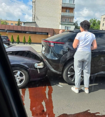 Не дотримався безпечної швидкості та дистанції: у Черкасах сталася ДТП